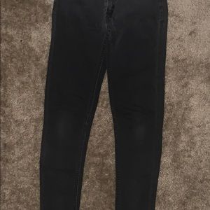 Levi’s black super skinny jeans